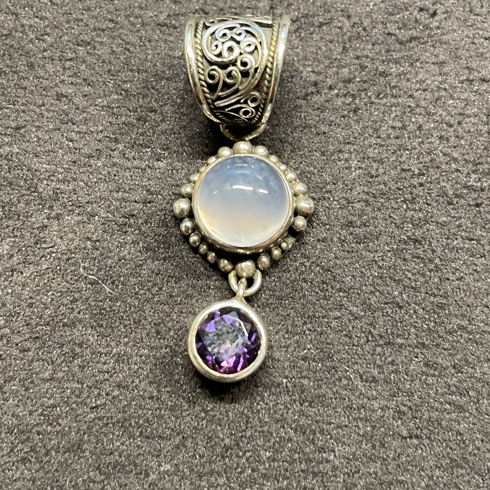 Lori Bonn 925 Silver Chalcedony Cabochon and Amethyst Gemstone Pendant